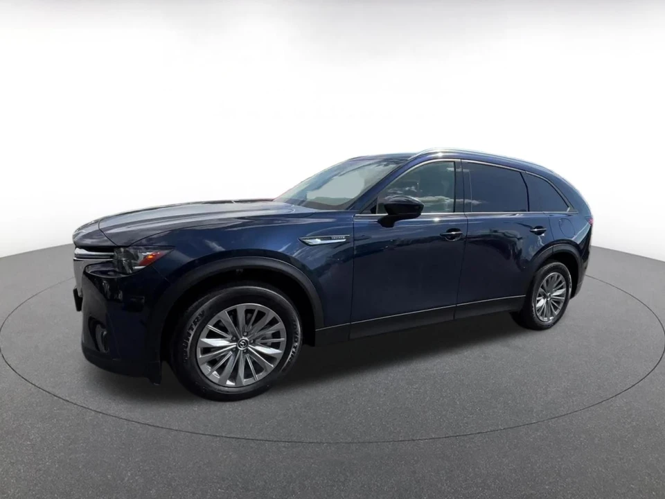 2025 Mazda CX-90 - Image 9 of 31