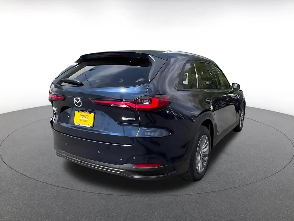 2025 Mazda CX-90 - Image 17 of 31