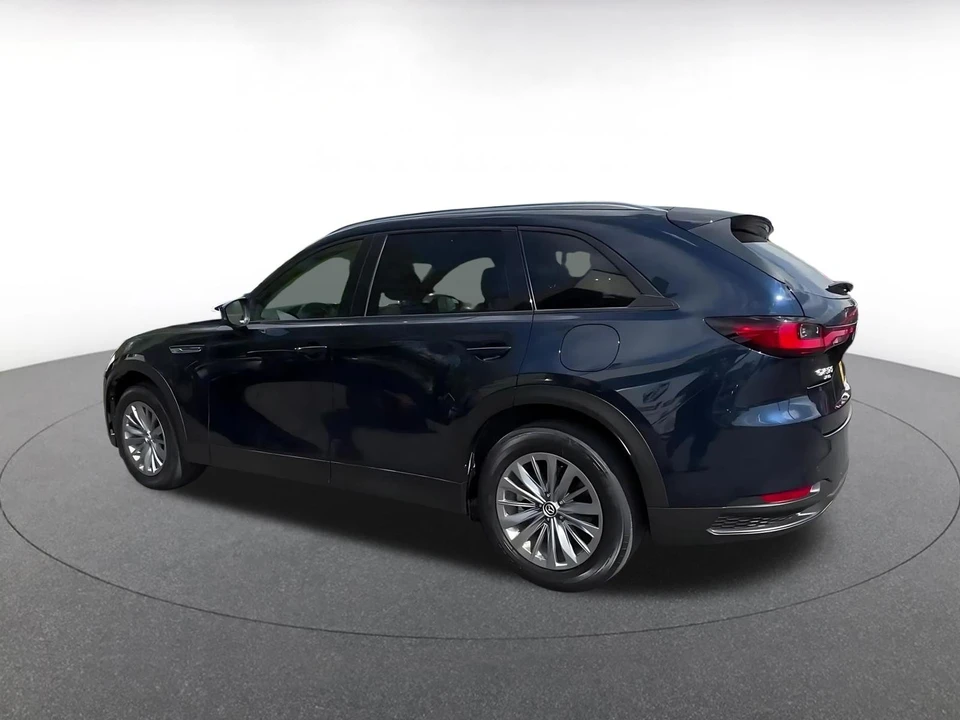 2025 Mazda CX-90 - Image 12 of 31