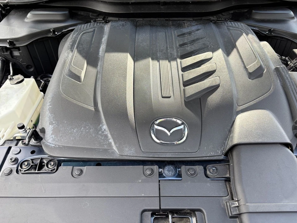 2025 Mazda CX-90 - Image 30 of 31
