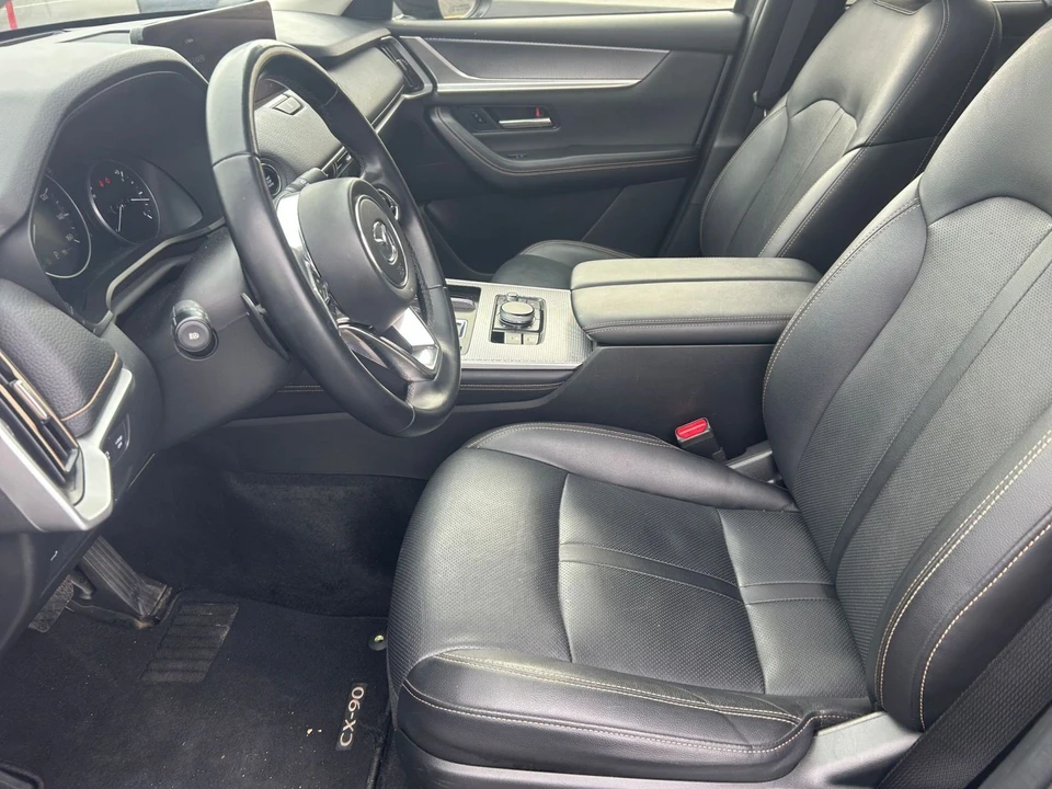 2025 Mazda CX-90 - Image 26 of 31