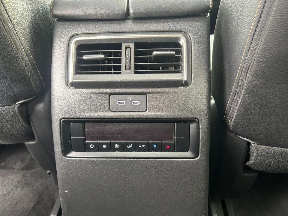 2025 Mazda CX-90 - Image 21 of 31