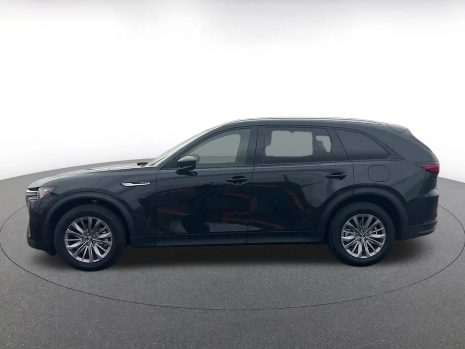 2025 Mazda CX-90 - Image 7 of 31