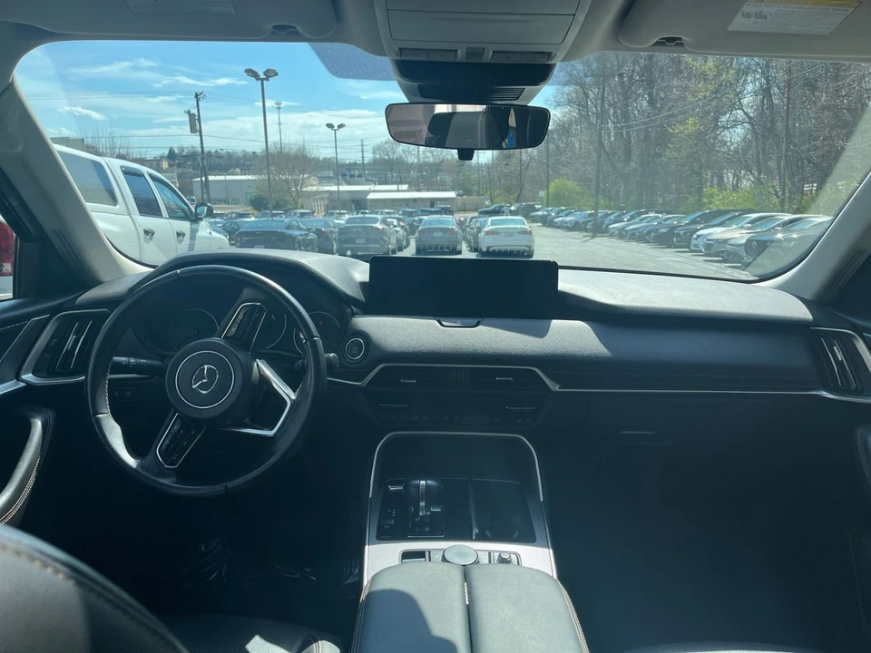 2025 Mazda CX-90 - Image 27 of 31