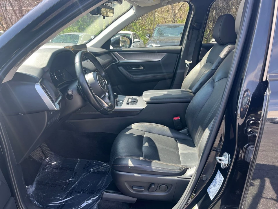 2025 Mazda CX-90 - Image 20 of 31