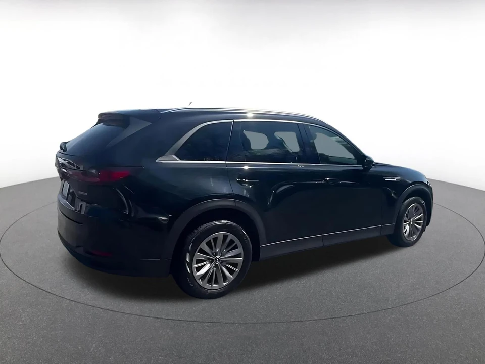2025 Mazda CX-90 - Image 12 of 31