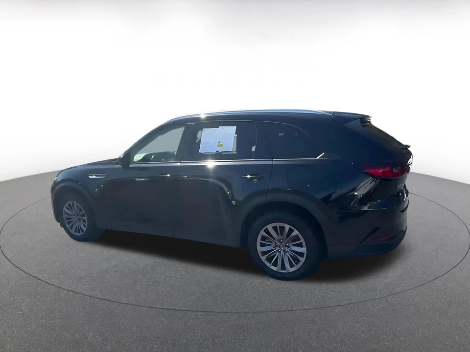 2025 Mazda CX-90 - Image 8 of 31