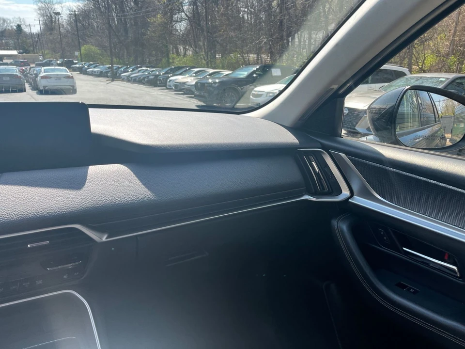 2025 Mazda CX-90 - Image 29 of 31