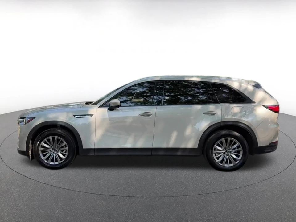 2025 Mazda CX-90 - Image 7 of 31
