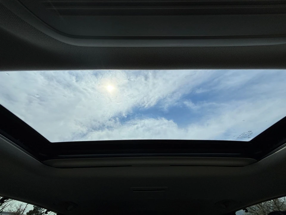 2025 Mazda CX-90 - Image 26 of 31