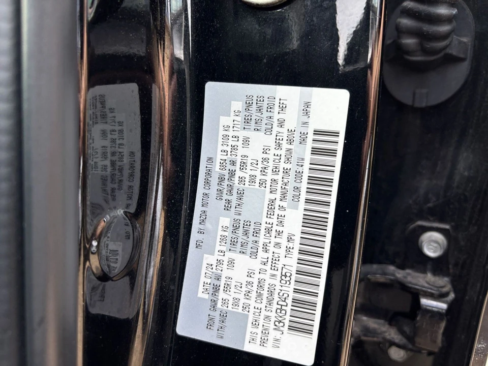 2025 Mazda CX-90 - Image 28 of 31