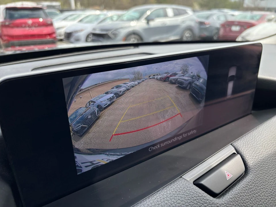 2025 Mazda CX-90 - Image 22 of 31