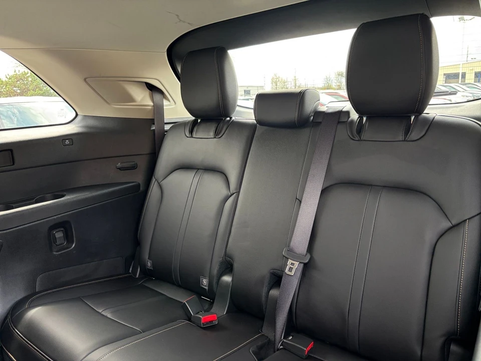 2025 Mazda CX-90 - Image 27 of 31