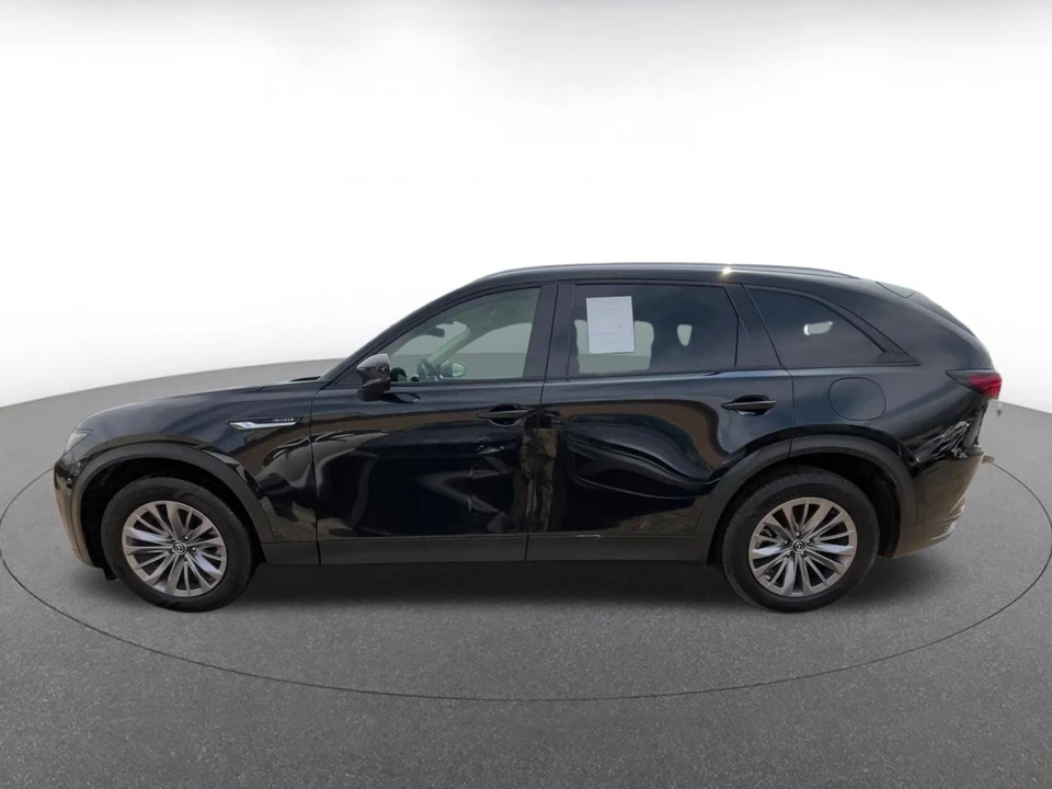 2025 Mazda CX-90 - Image 7 of 31