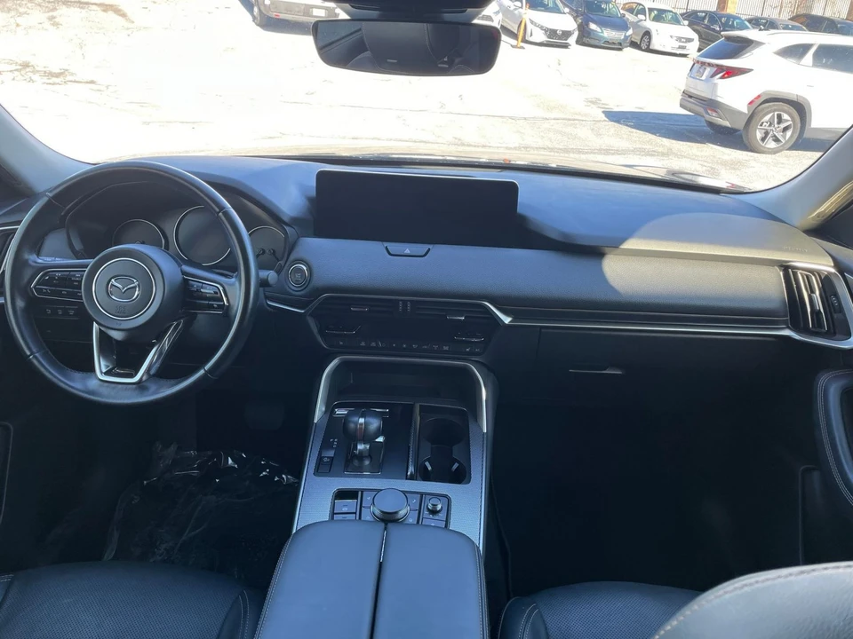2025 Mazda CX-90 - Image 29 of 31