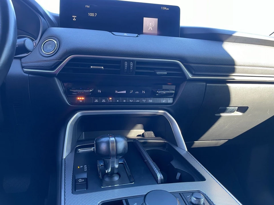 2025 Mazda CX-90 - Image 18 of 31
