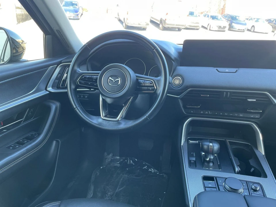 2025 Mazda CX-90 - Image 30 of 31