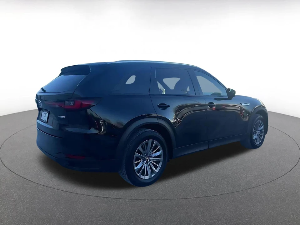 2025 Mazda CX-90 - Image 13 of 31