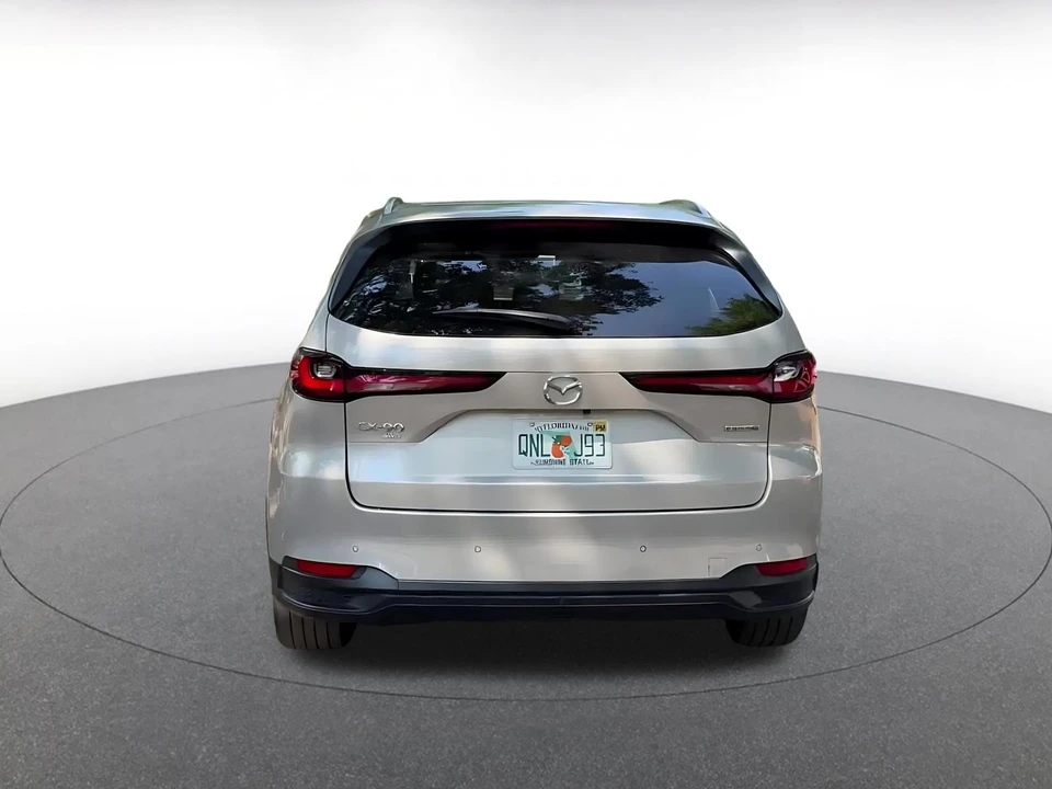 2025 Mazda CX-90 - Image 10 of 31
