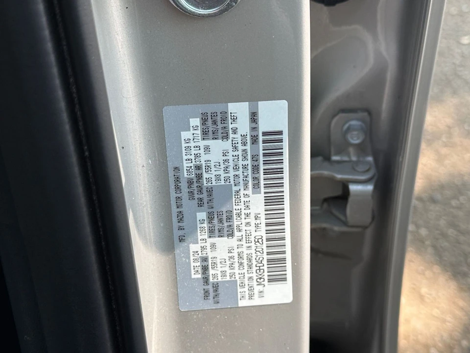 2025 Mazda CX-90 - Image 22 of 31