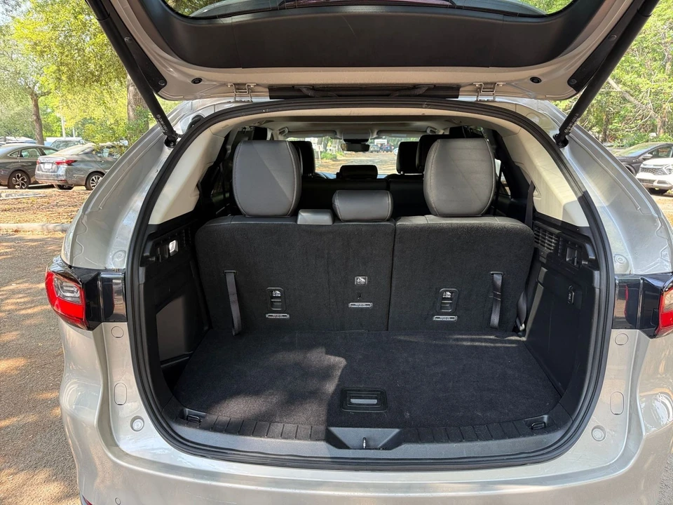 2025 Mazda CX-90 - Image 24 of 31