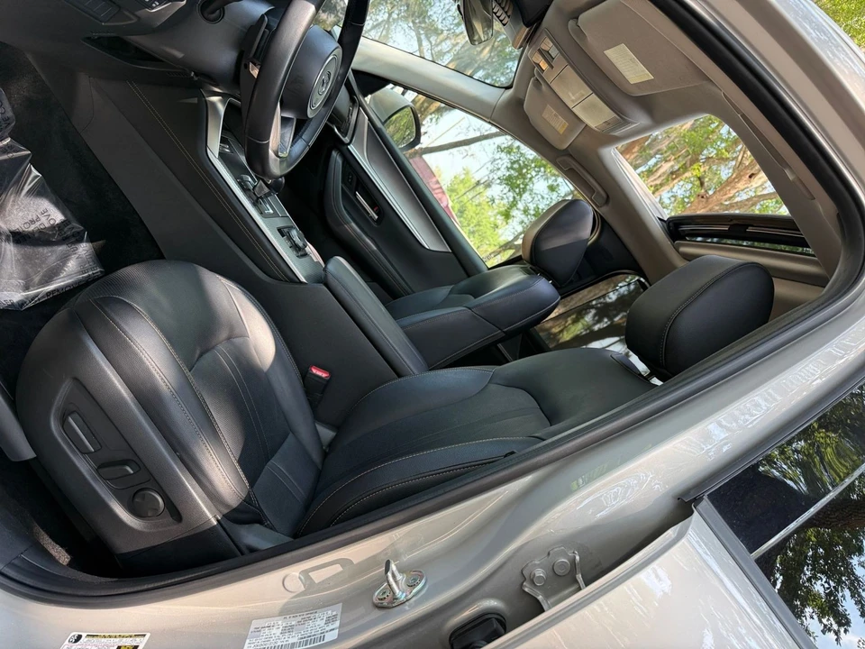 2025 Mazda CX-90 - Image 20 of 31