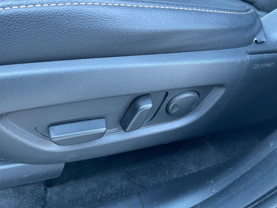 2025 Mazda CX-90 - Image 18 of 31
