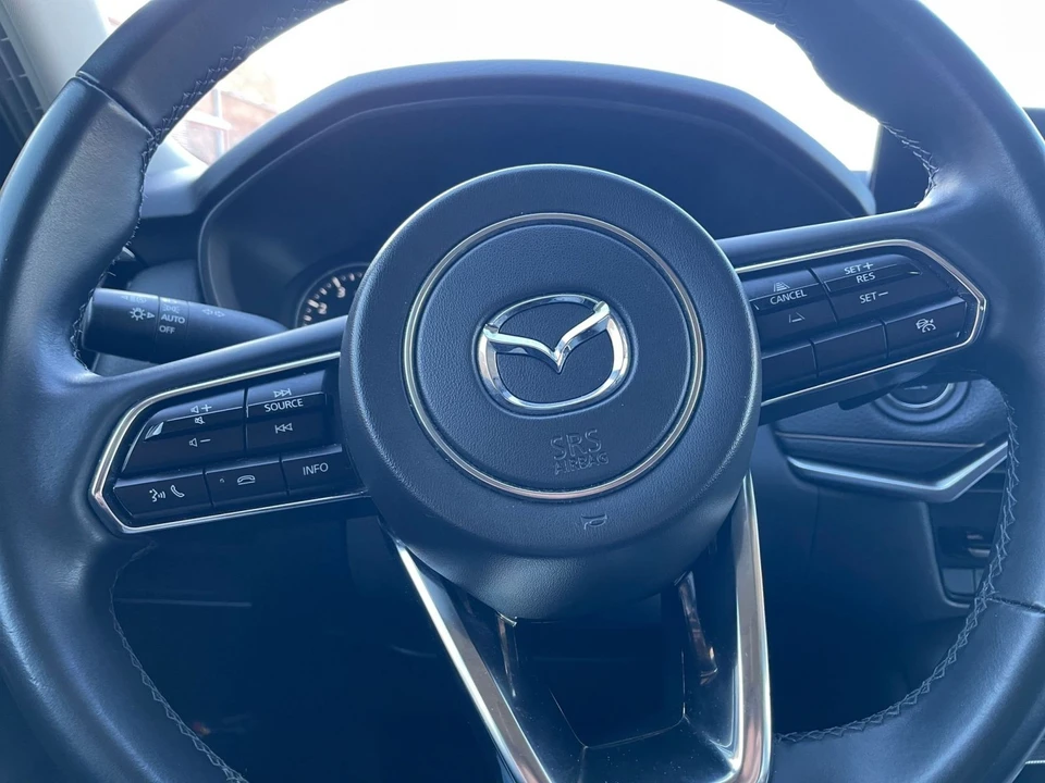 2025 Mazda CX-90 - Image 23 of 31