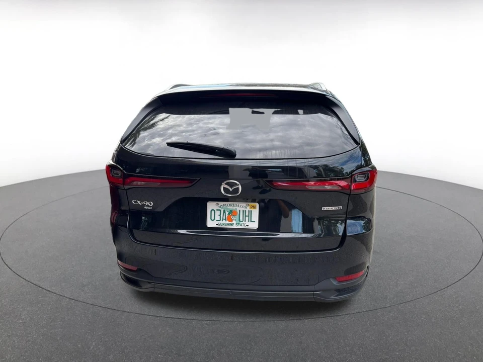 2025 Mazda CX-90 - Image 11 of 24