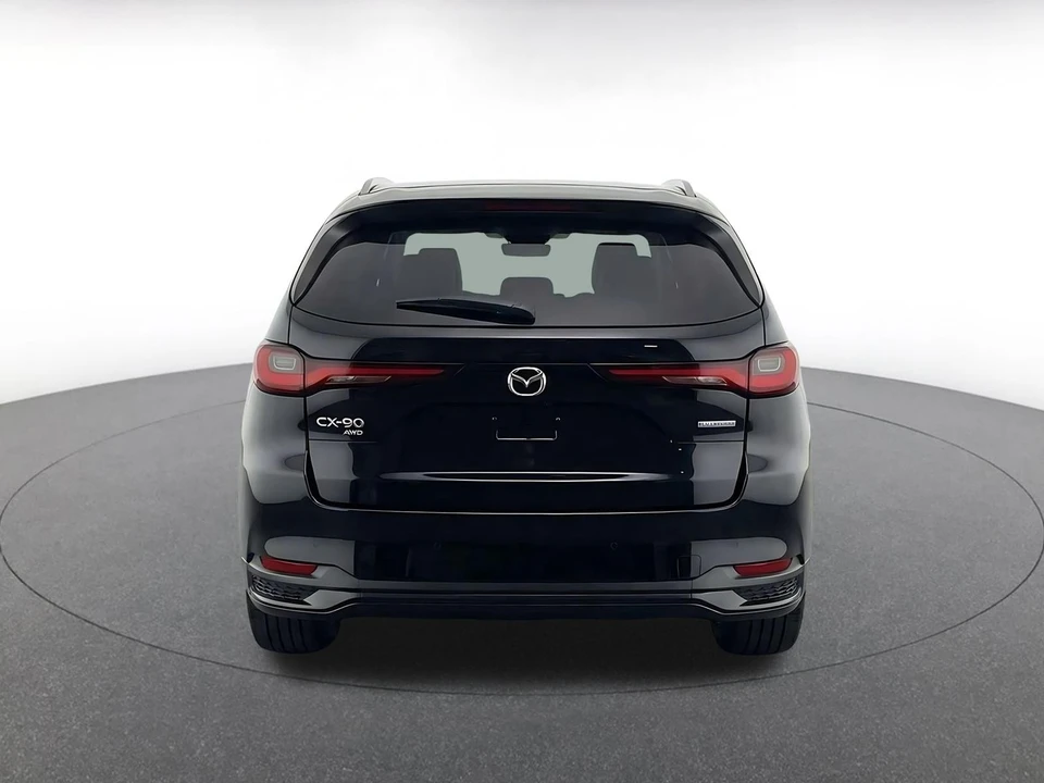 2025 Mazda CX-90 - Image 10 of 24