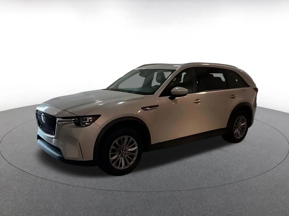 2025 Mazda CX-90 - Image 4 of 31