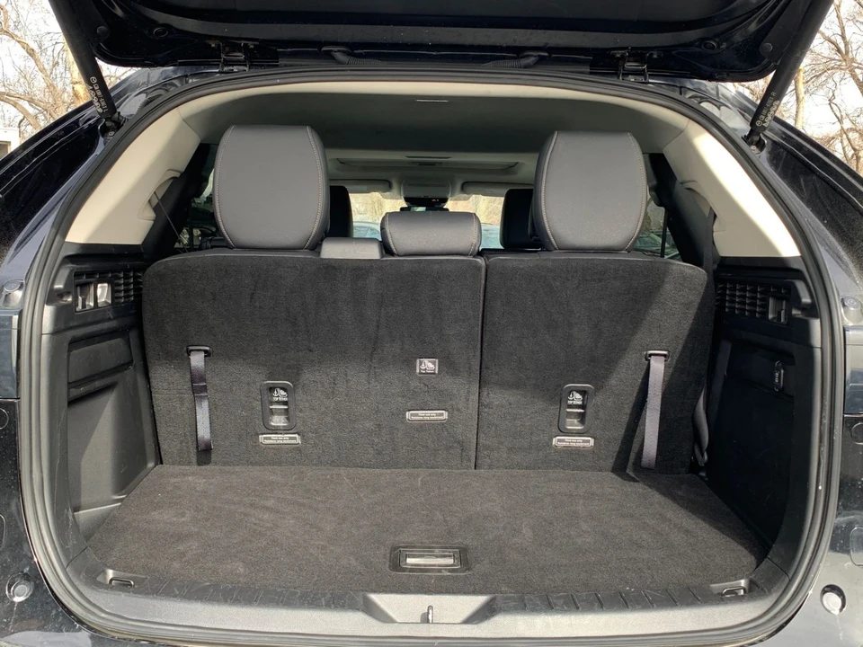 2025 Mazda CX-90 - Image 29 of 31