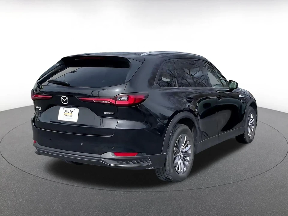 2025 Mazda CX-90 - Image 15 of 31