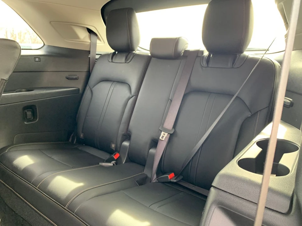 2025 Mazda CX-90 - Image 26 of 31