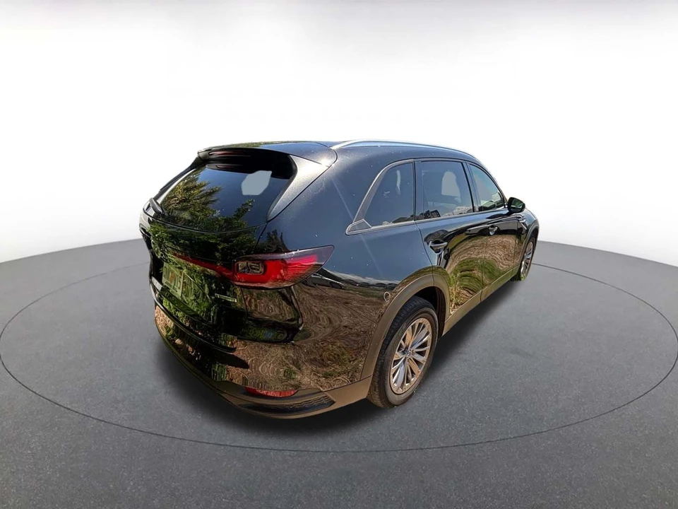 2025 Mazda CX-90 - Image 9 of 12