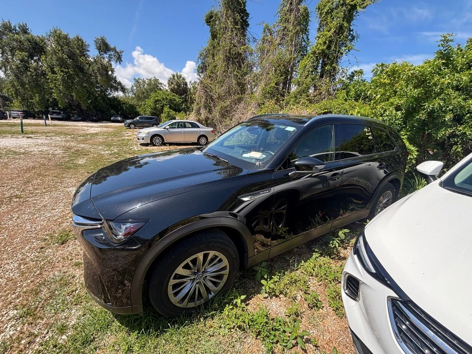 2025 Mazda CX-90 - Image 9 of 18