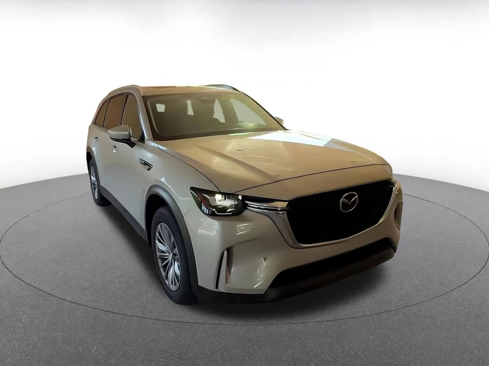 2025 Mazda CX-90 - Image 3 of 31