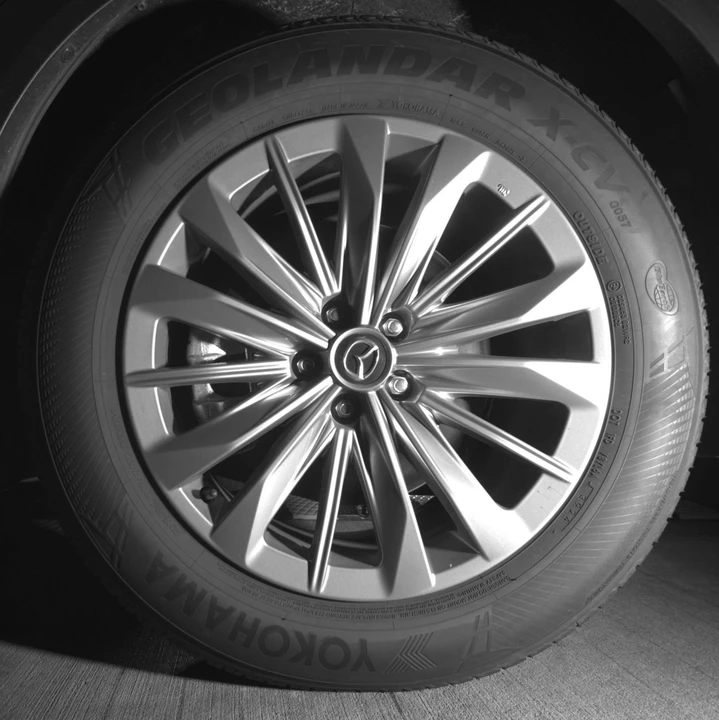 2025 Mazda CX-90 - Image 16 of 18