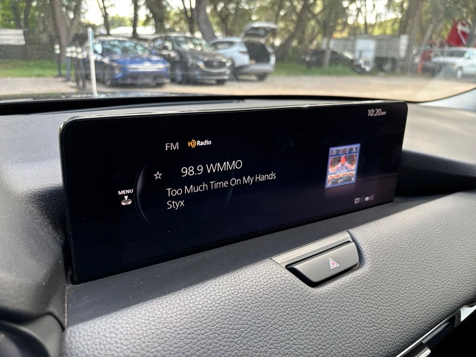 2025 Mazda CX-90 - Image 23 of 31