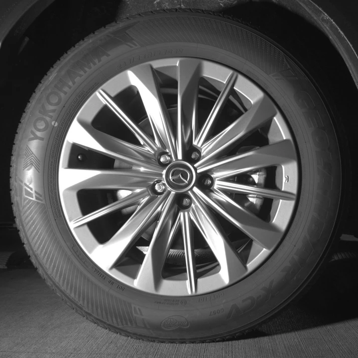 2025 Mazda CX-90 - Image 17 of 18