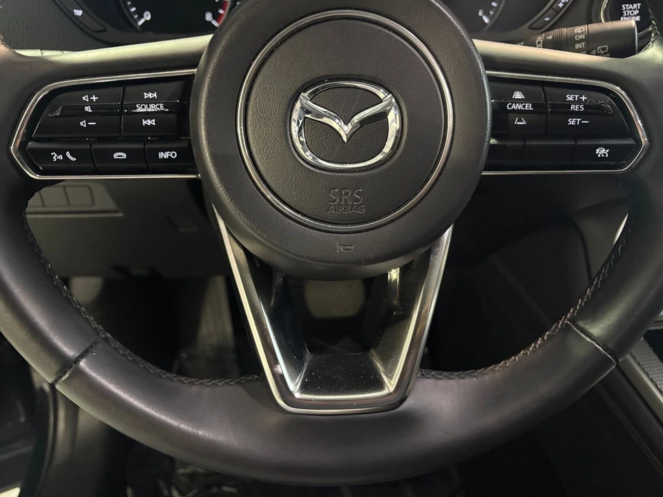2025 Mazda CX-90 - Image 24 of 31