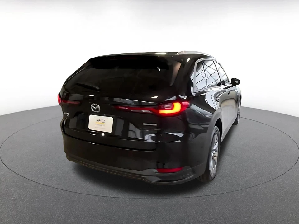 2025 Mazda CX-90 - Image 11 of 31