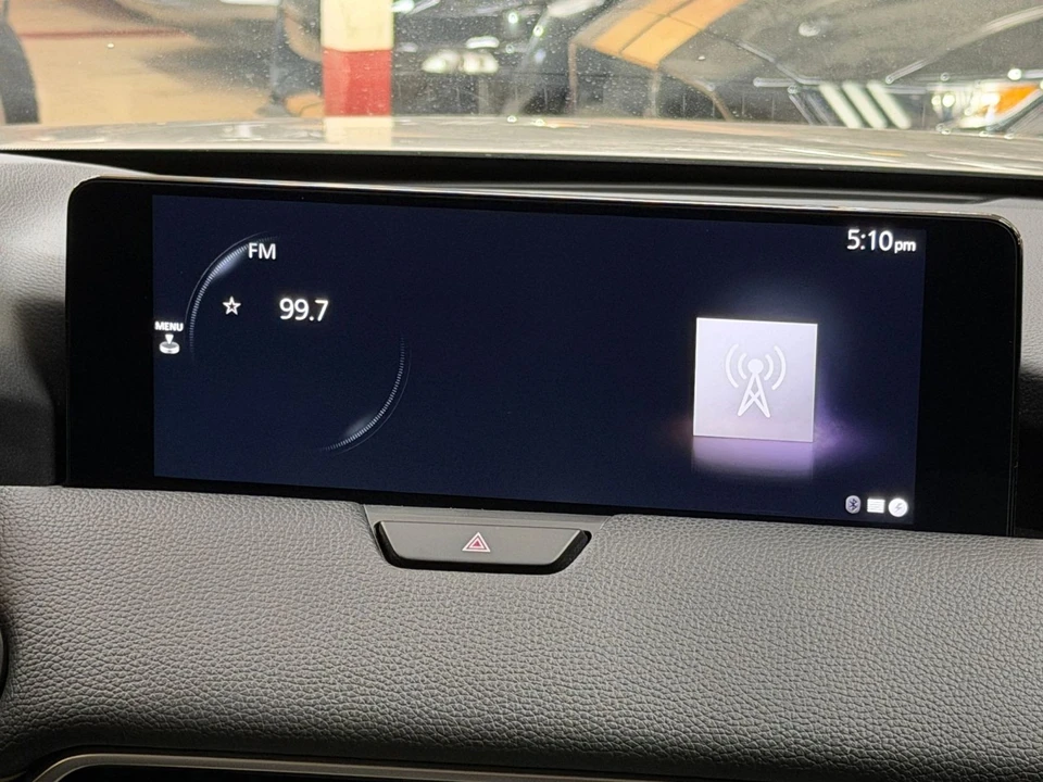 2025 Mazda CX-90 - Image 22 of 31