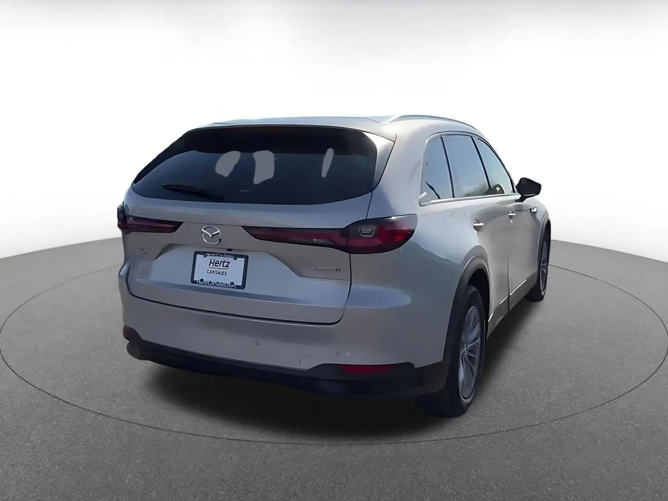 2025 Mazda CX-90 - Image 16 of 31