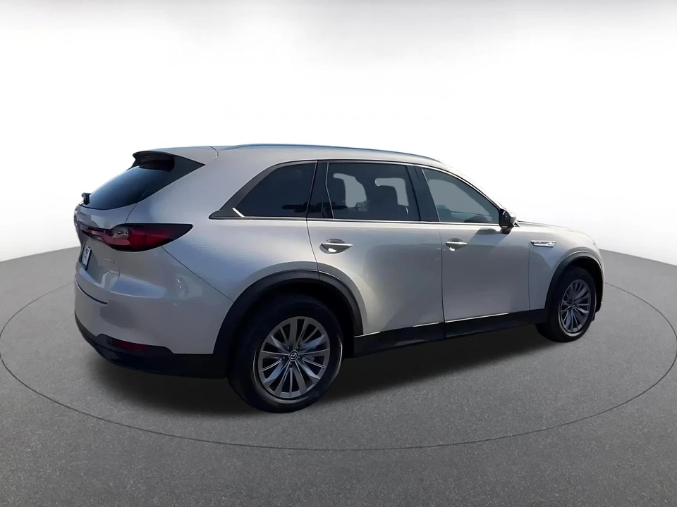 2025 Mazda CX-90 - Image 17 of 31