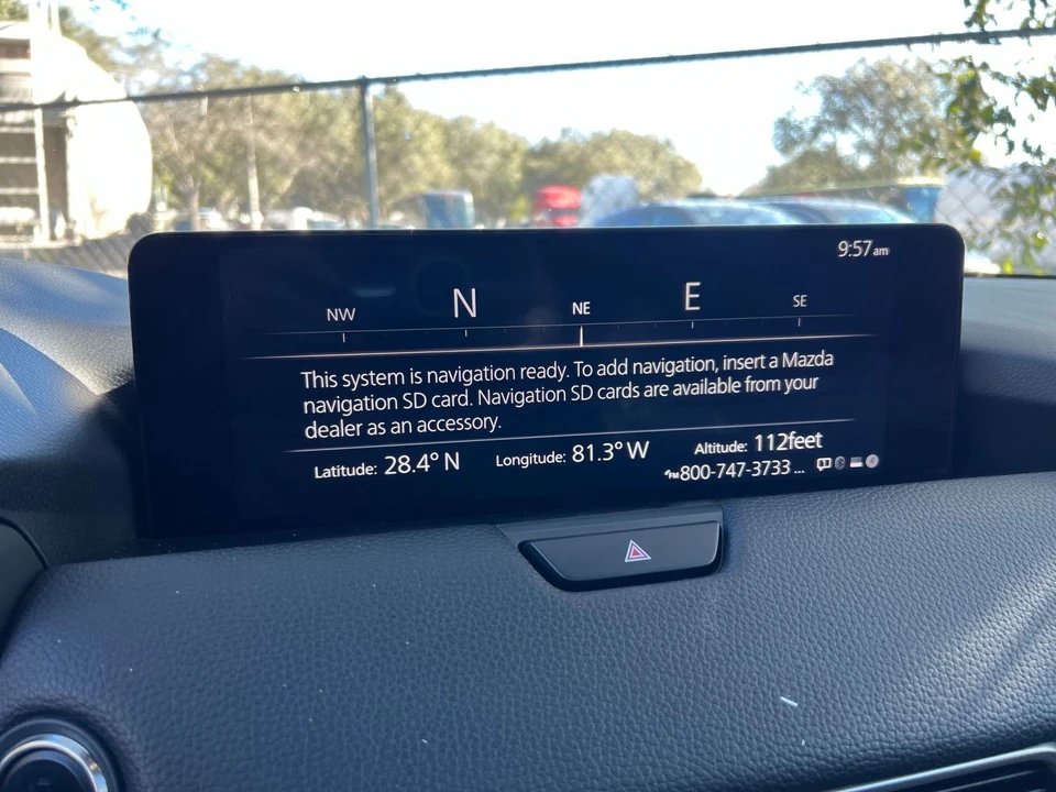 2025 Mazda CX-90 - Image 17 of 31