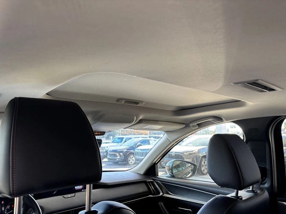 2025 Mazda CX-90 - Image 24 of 31