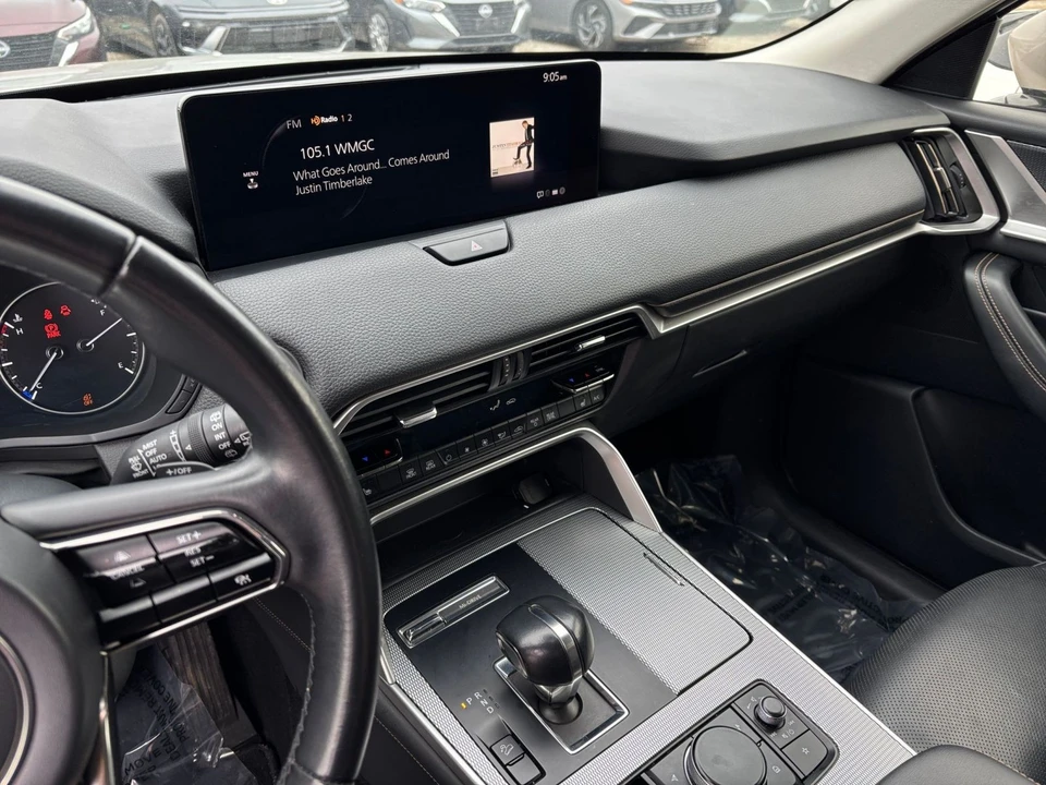 2025 Mazda CX-90 - Image 16 of 31