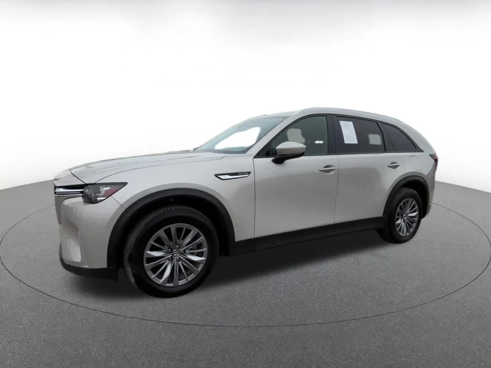 2025 Mazda CX-90 - Image 7 of 31