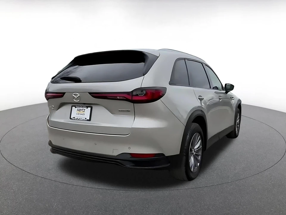 2025 Mazda CX-90 - Image 13 of 31